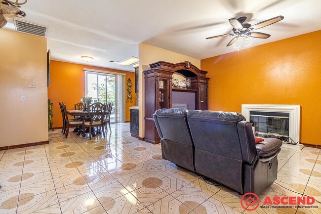 Building Photo - Comfortable 3BD/2BA Home in Tulare's 93274 — Move-In Ready!