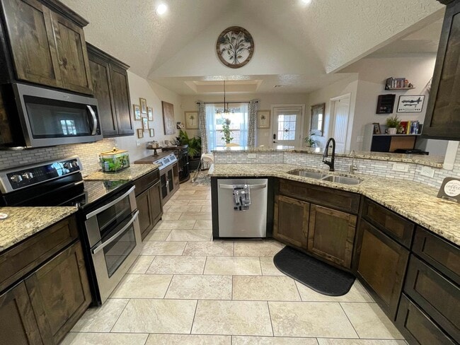 Building Photo - 2512 Joes Lane, Clovis NM