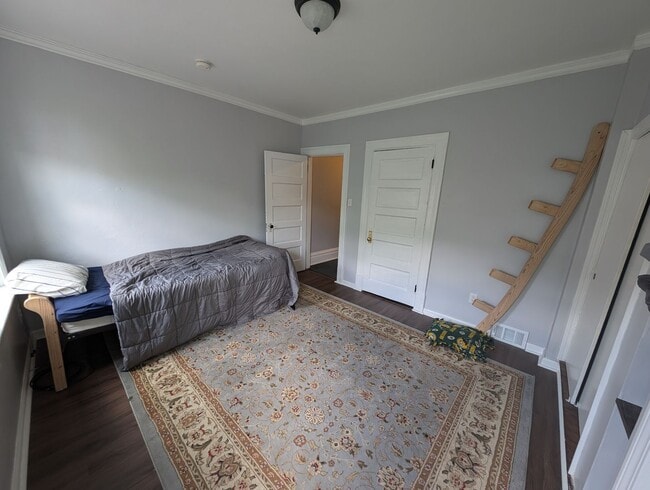 Building Photo - 3 Bedroom/2 Bath House in Lawrenceville --...