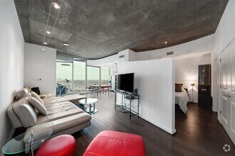 Building Photo - 5925 Almeda Rd