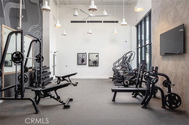 Building Photo - 551 S Harbor Blvd