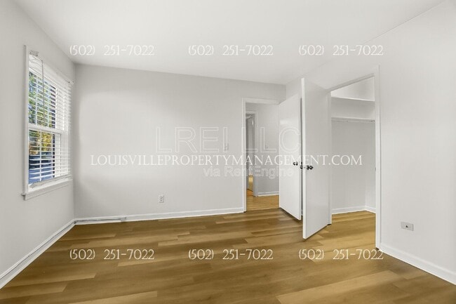 Building Photo - 255 Salisbury Square