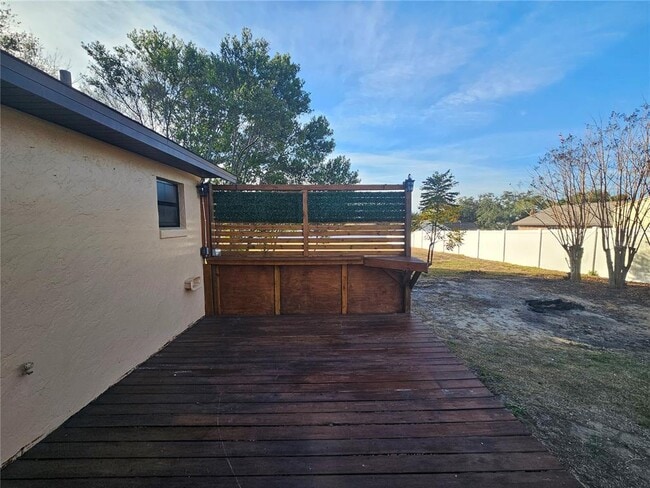 Building Photo - 2940 Dupont St