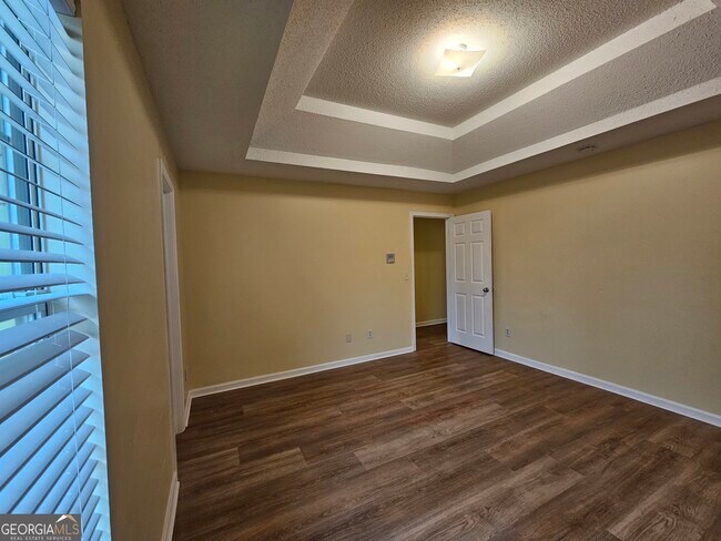 Building Photo - 206 Southwind Ln