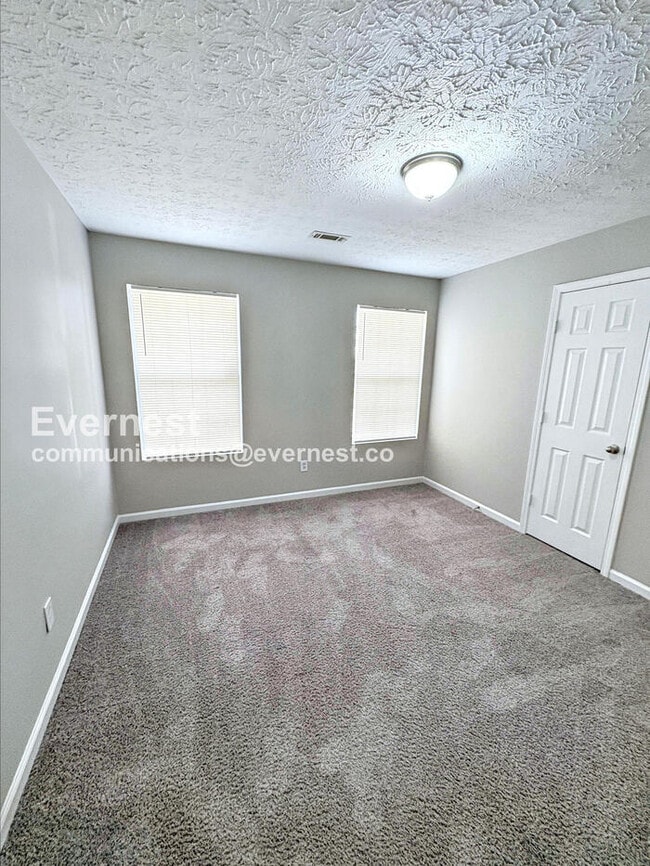 Building Photo - 9251 Clb Vw Trce