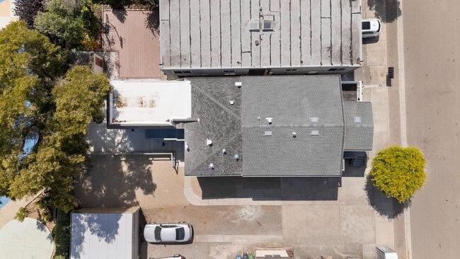 Building Photo - 448 E St