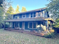 Building Photo - 18226 Vashon Hwy SW