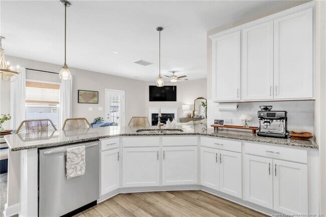 Building Photo - 1338 Water Leaf Dr