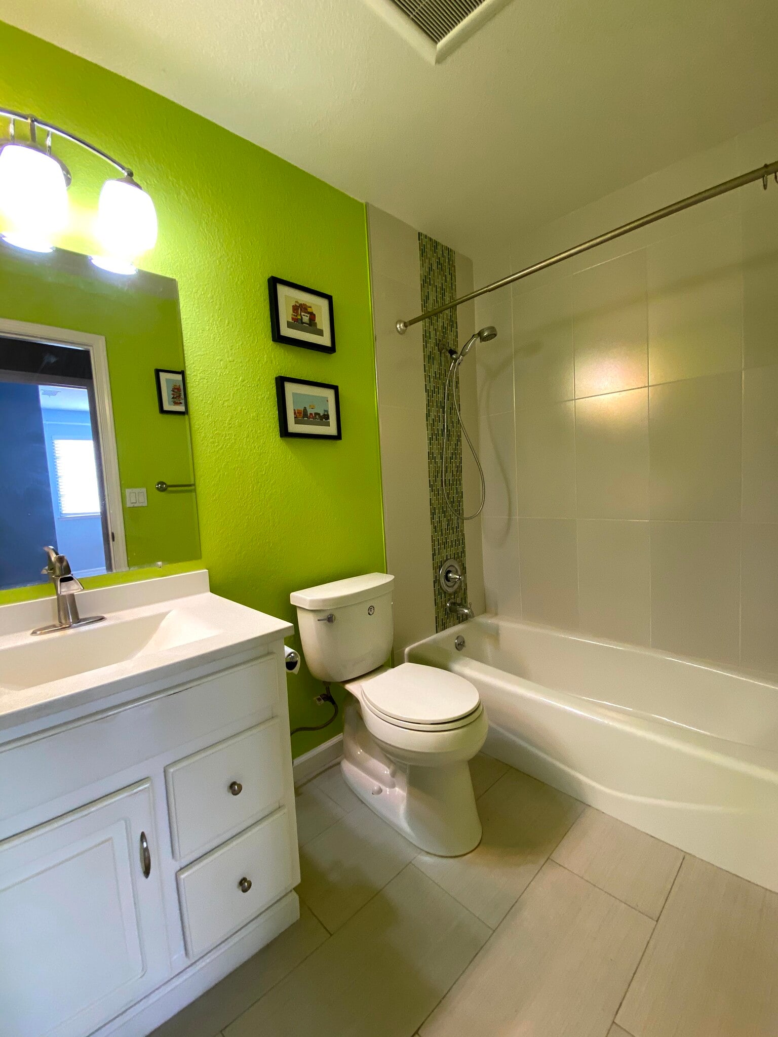 Building Photo - 34565 Vane Cmn