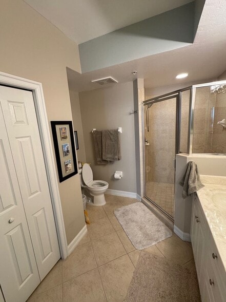 Building Photo - 10550 Amiata Way