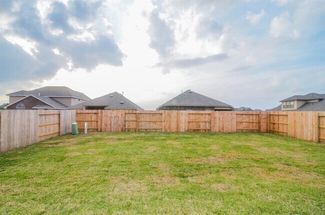 Building Photo - 18039 Westward Dale Dr