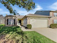 Building Photo - 6104 Lake Freeman Dr