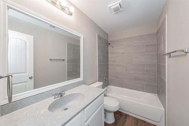 Building Photo - 1766 Pioneer Way