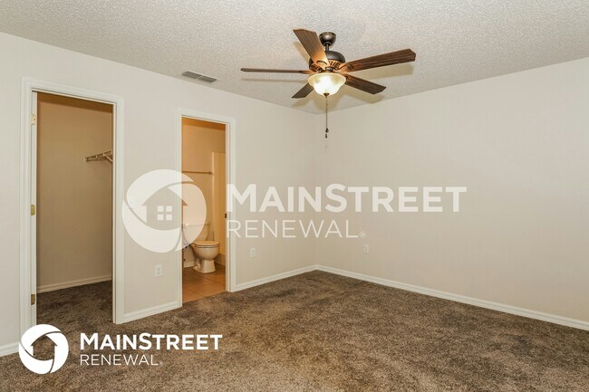 Building Photo - 258 Charles Ave