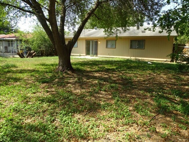 Building Photo - 9122 Ocean Gate St