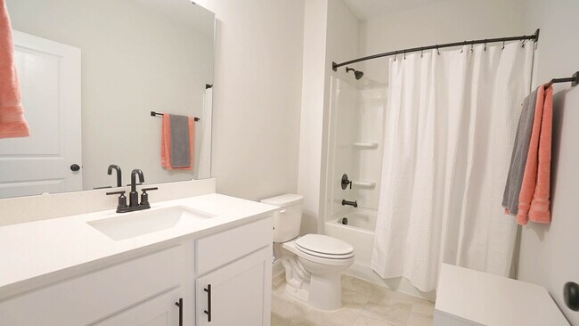 Building Photo - 329 Sparrow Rdg Dr