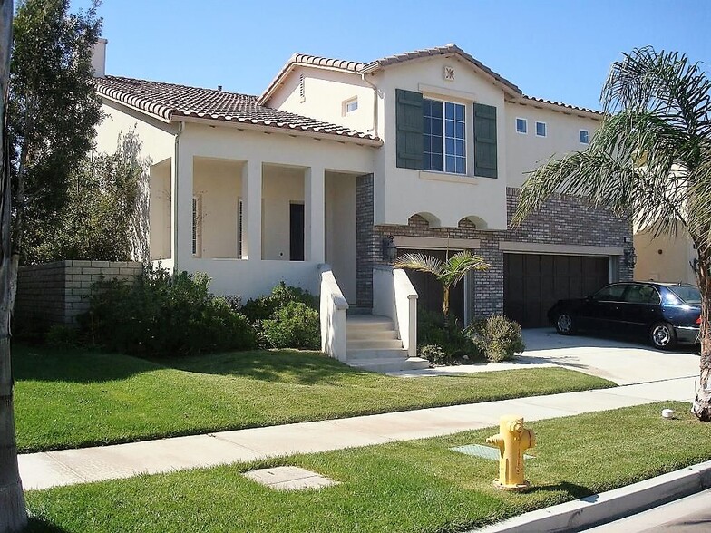 Building Photo - 1211 Chesapeake Dr