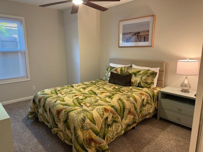 Building Photo - Short Term Furnished Beautiful SIngle Story Home