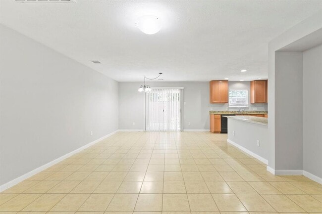 Building Photo - 16013 Sweetwater Fields Ln