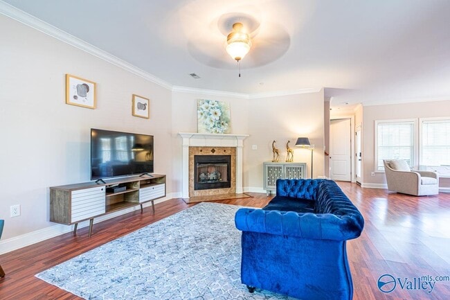 Building Photo - 111 Golden Rod Ln