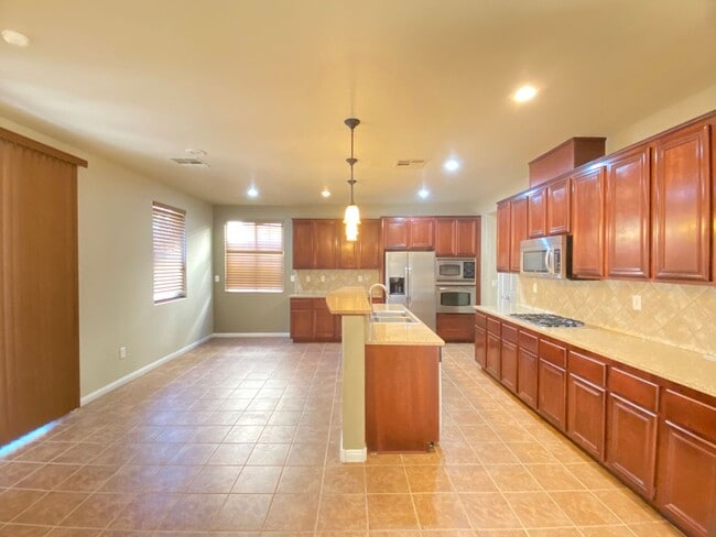 Building Photo - 10507 Winter Grass Dr