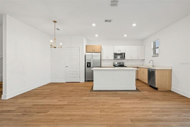 Building Photo - 14506 Stellar Pl