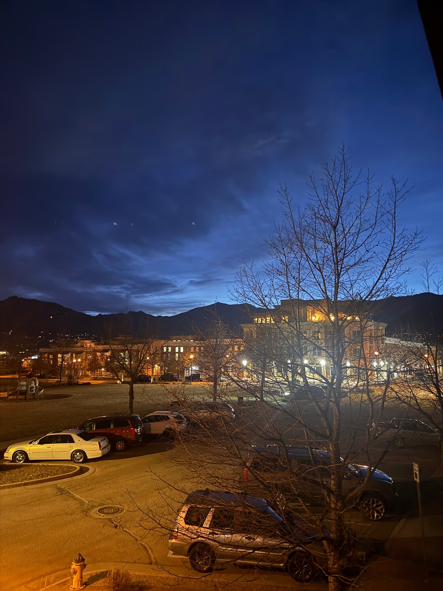 Building Photo - 324 E Fountain Blvd