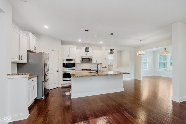 Building Photo - 10264 Normandy Way