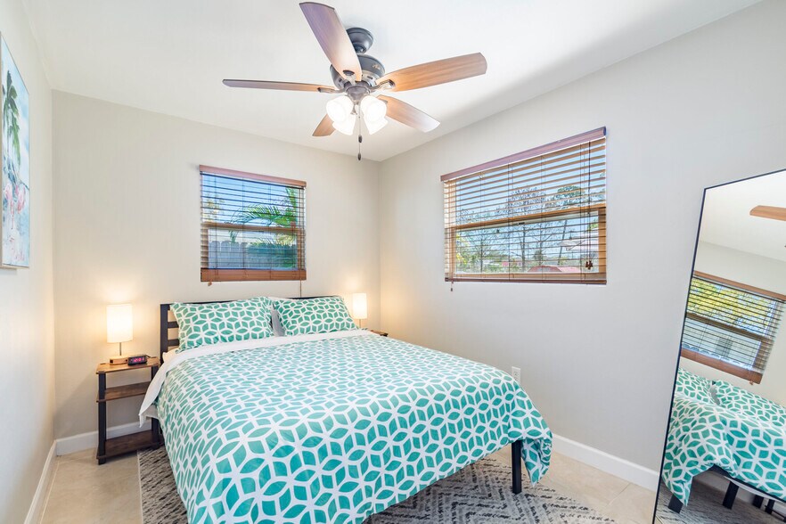 Bedroom 2 - 539 Bay St