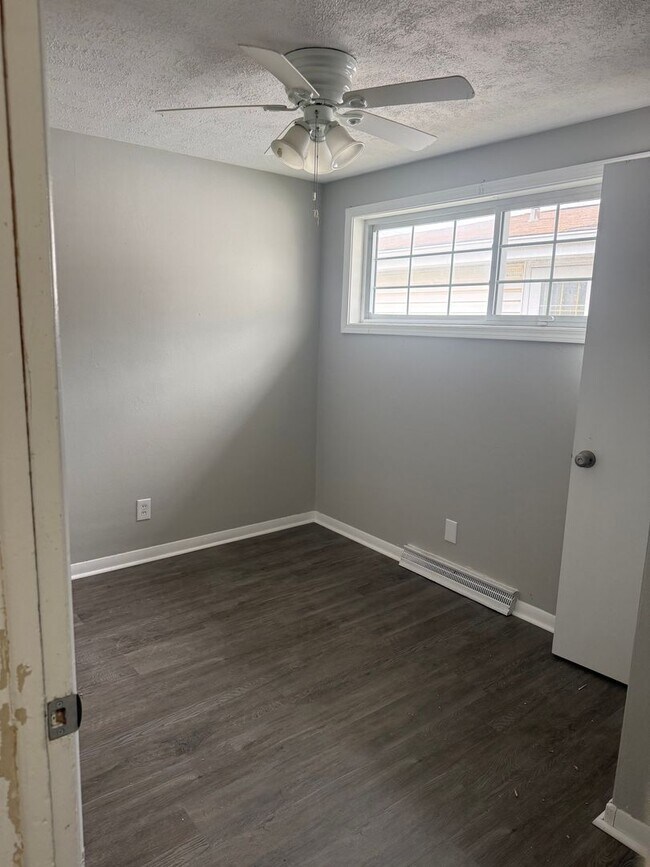 Building Photo - 3BDRM HOUSE FOR RENT