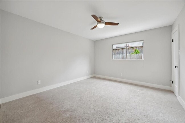 Building Photo - 625 Rancho Bauer Dr