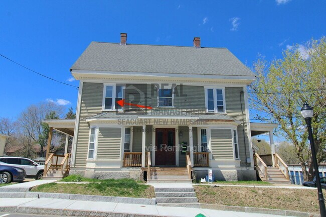Building Photo - 40 Grove St