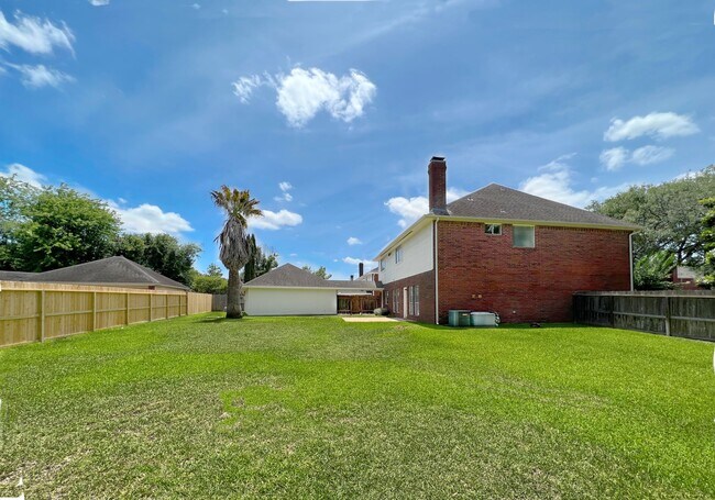 Building Photo - 16907 Ascot Meadow Dr