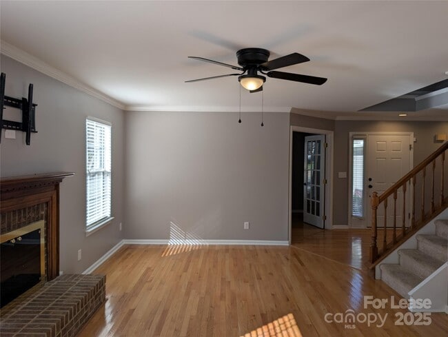 Building Photo - 160 Stone Ridge Ln