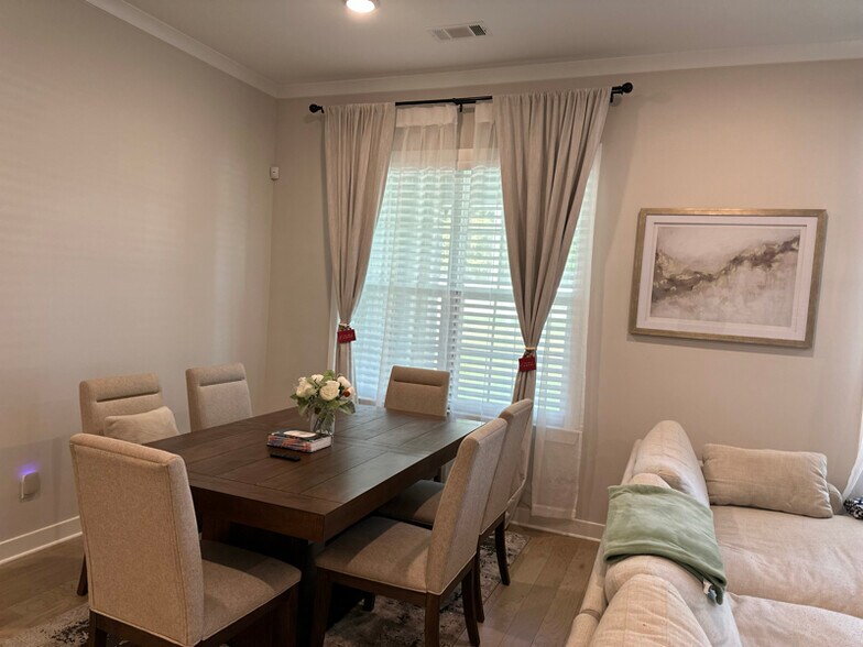 Building Photo - 5608 Gerber Rd