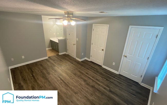 Building Photo - 3330 Edenshire Ln