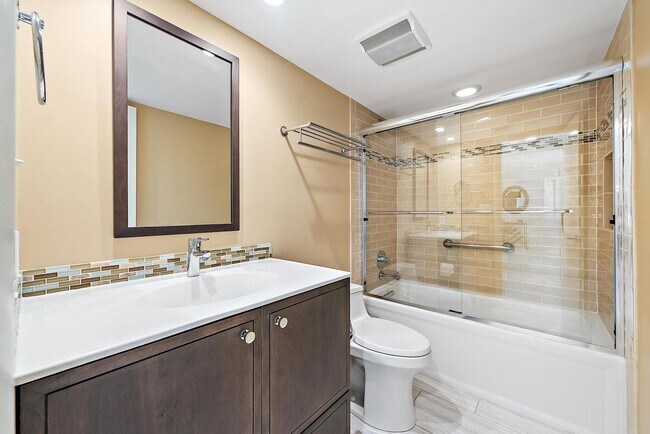 Building Photo - 400 Ocean Trail Way