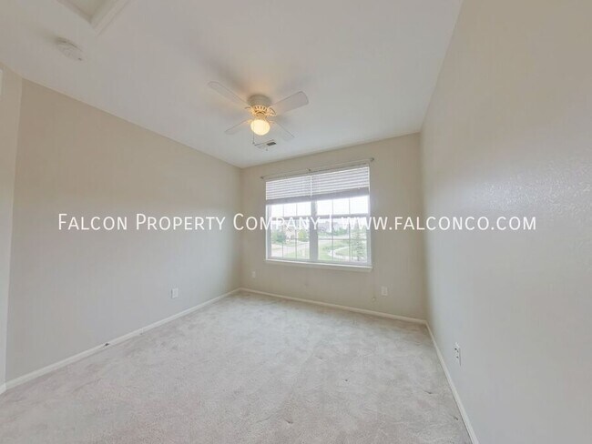 Building Photo - 7973 Buckeye Tree Ln
