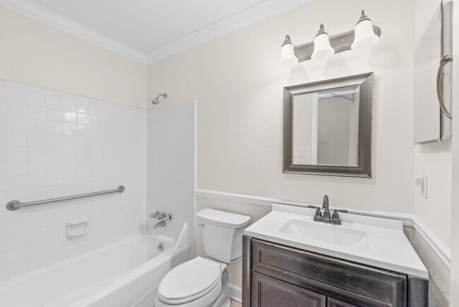 Building Photo - (Coming Soon) Beautiful Ranch Home in South Charlotte