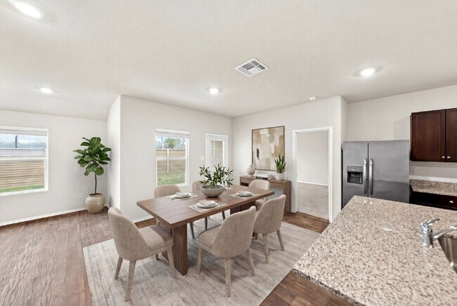 Building Photo - 1 MONTH FREE RENT WITH 18 - 24 MONTH LEASE!!! AVAILABLE THROUGH MARCH ONLY!