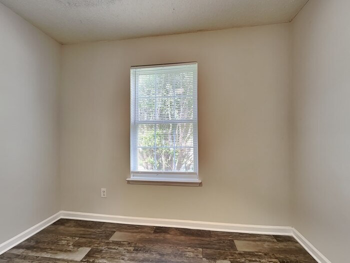 Building Photo - 3724 Capps Hill Dr