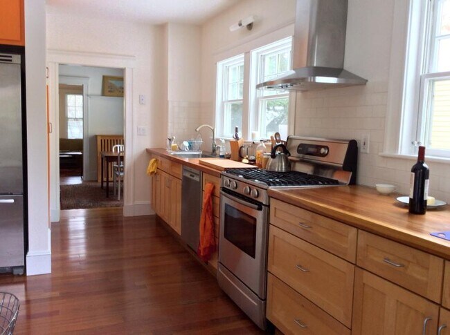 Building Photo - 2.0 bedroom in Cambridge Massachusetts 02138