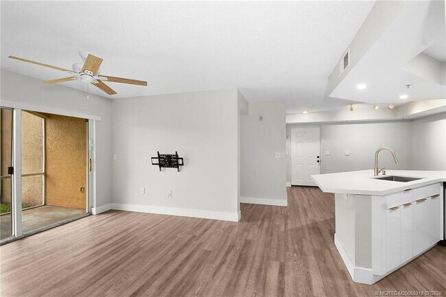 Building Photo - 3765 NW Mediterranean Ln