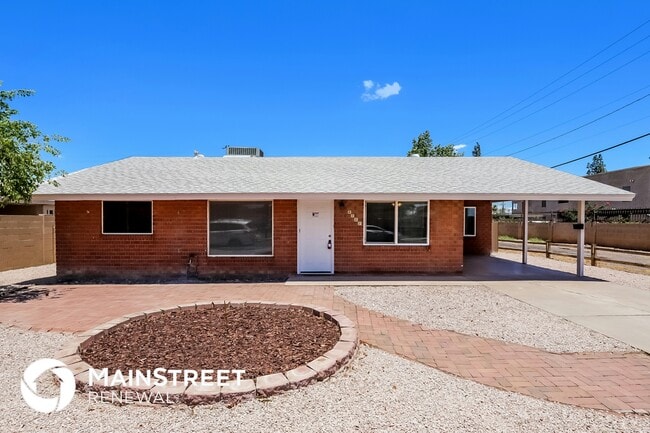 Building Photo - 2722 W Tuckey Ln