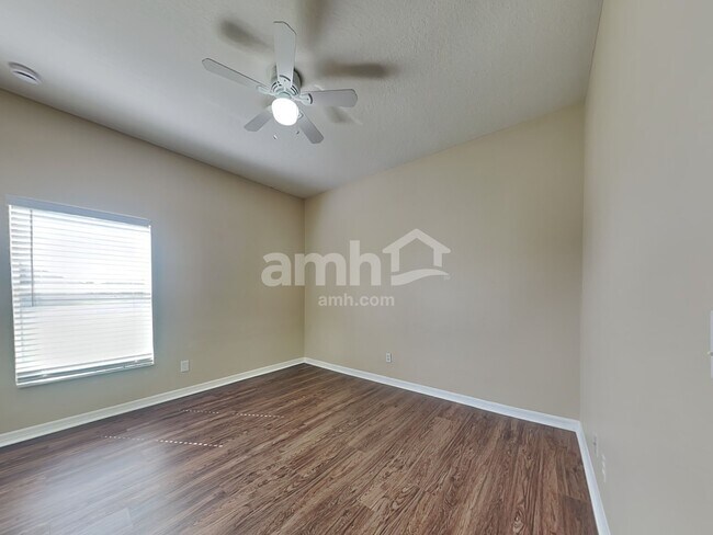 Building Photo - 1216 Maplebrook Dr