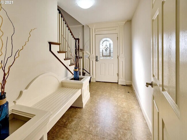 Building Photo - 3289 3rd St