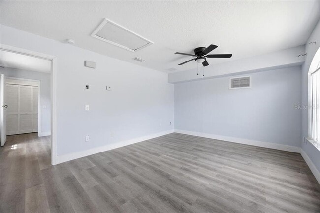 Building Photo - 713 Washington Palm Loop