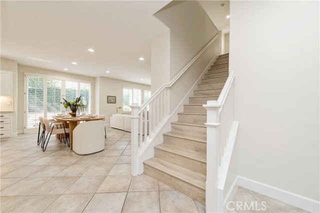 Building Photo - 3 Birchwood