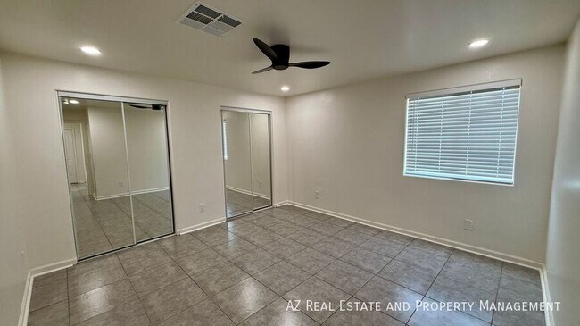 Building Photo - 8501 W Mitchell Dr