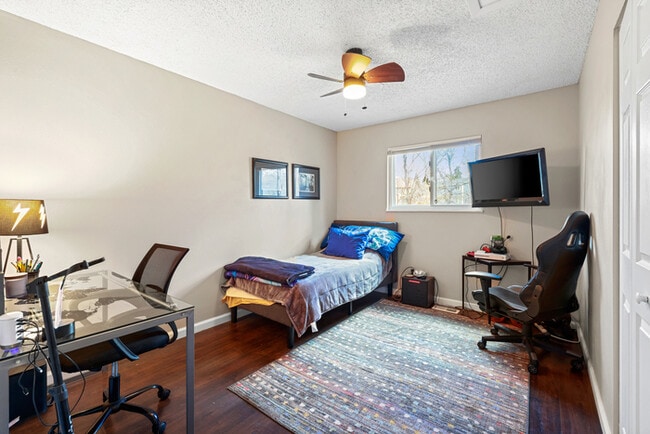 Building Photo - 4806 Turquoise Circle Colorado Springs, CO...
